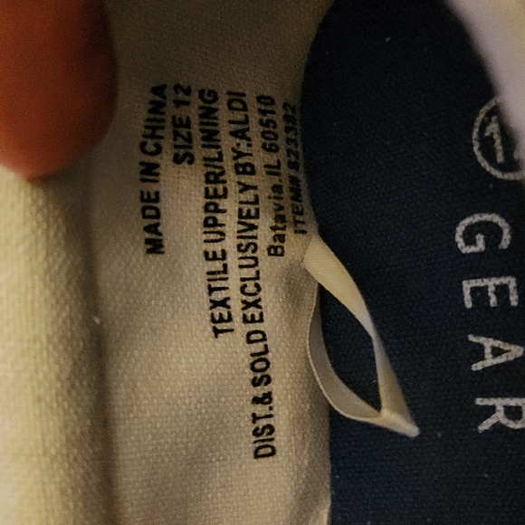 New slip on shoes size 12 - Picture 3 of 4